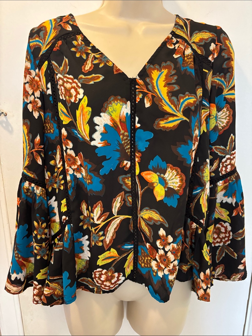 Inc Petite P Floral Bell-Sleeve V-Neck Top boho 26-213